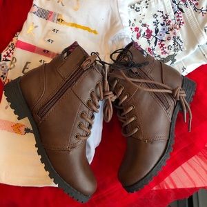 Little girls brown boots size 10